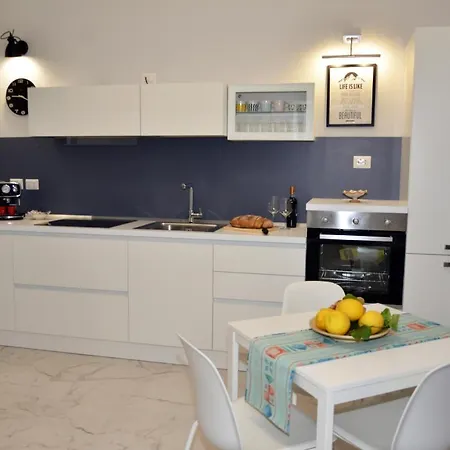 Zenzero E Limone קטאניה